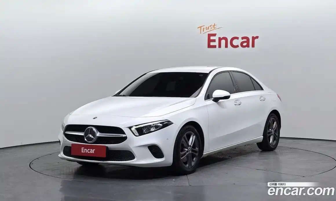 Mercedes-Benz A-Class 2020 2.0 гидро в Москве № 1248840, фото 1