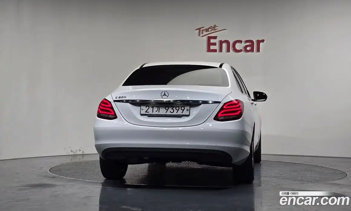 Mercedes-Benz C-Class 2017 2.0 гидро в Москве № 1248928, фото 4