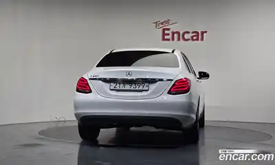 Mercedes-Benz C-Class 2017 2.0 гидро в Москве № 1248928, миниатюра 4