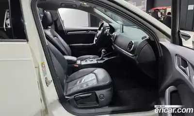 Audi A3 2015 1.6 гидро в Москве № 1249426, миниатюра 10