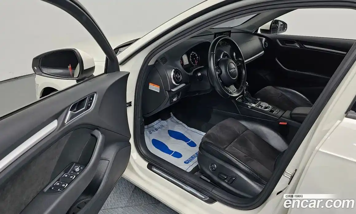 Audi A3 2015 2.0 гидро в Москве № 1249540, фото 10