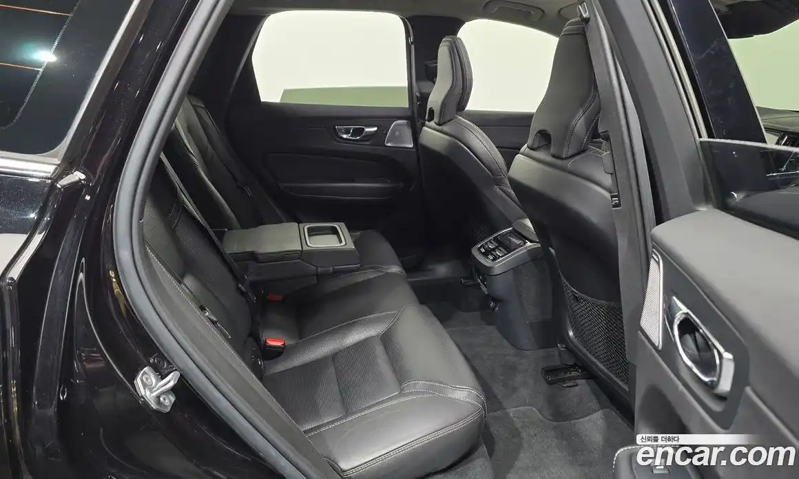Volvo XC60 2019 2.0 гидро в Москве № 1249995, фото 11