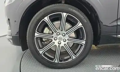 Volvo XC60 2019 2.0 гидро в Москве № 1249995, миниатюра 4