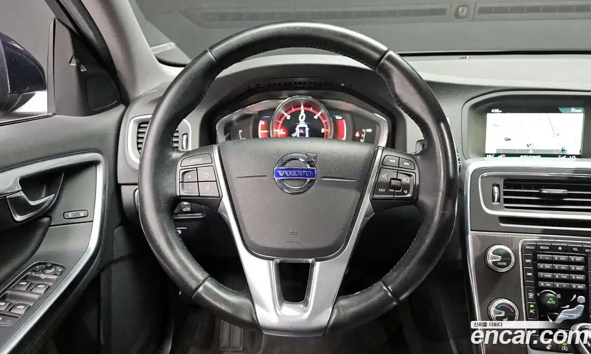 Volvo V60 2016 2.0 гидро в Москве № 1250052, фото 13