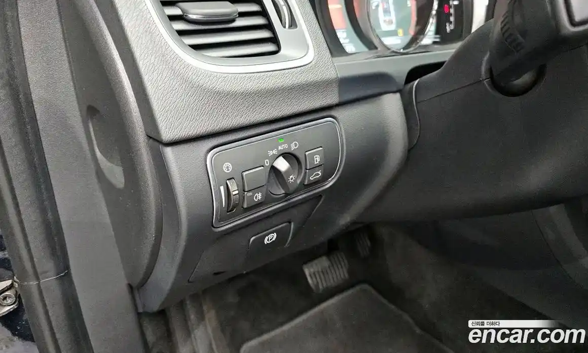Volvo V60 2016 2.0 гидро в Москве № 1250052, фото 17
