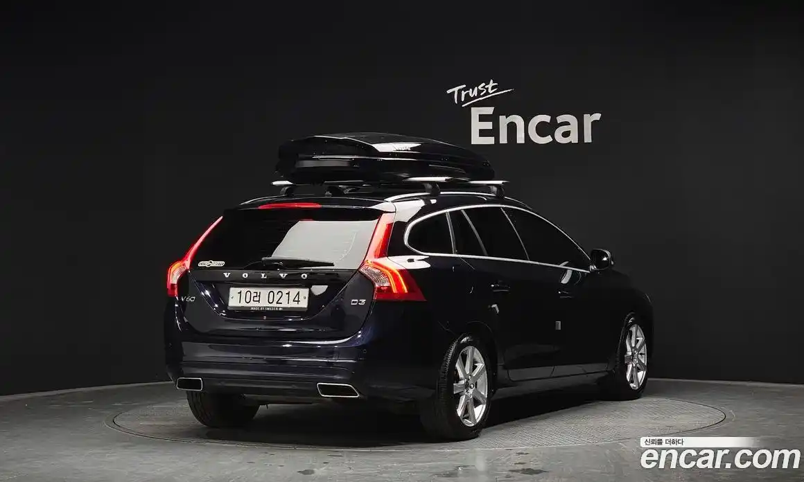 Volvo V60 2016 2.0 гидро в Москве № 1250052, фото 2