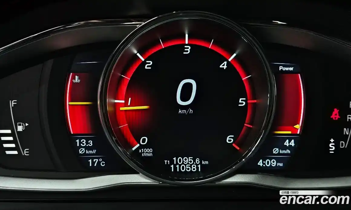 Volvo V60 2016 2.0 гидро в Москве № 1250052, фото 8
