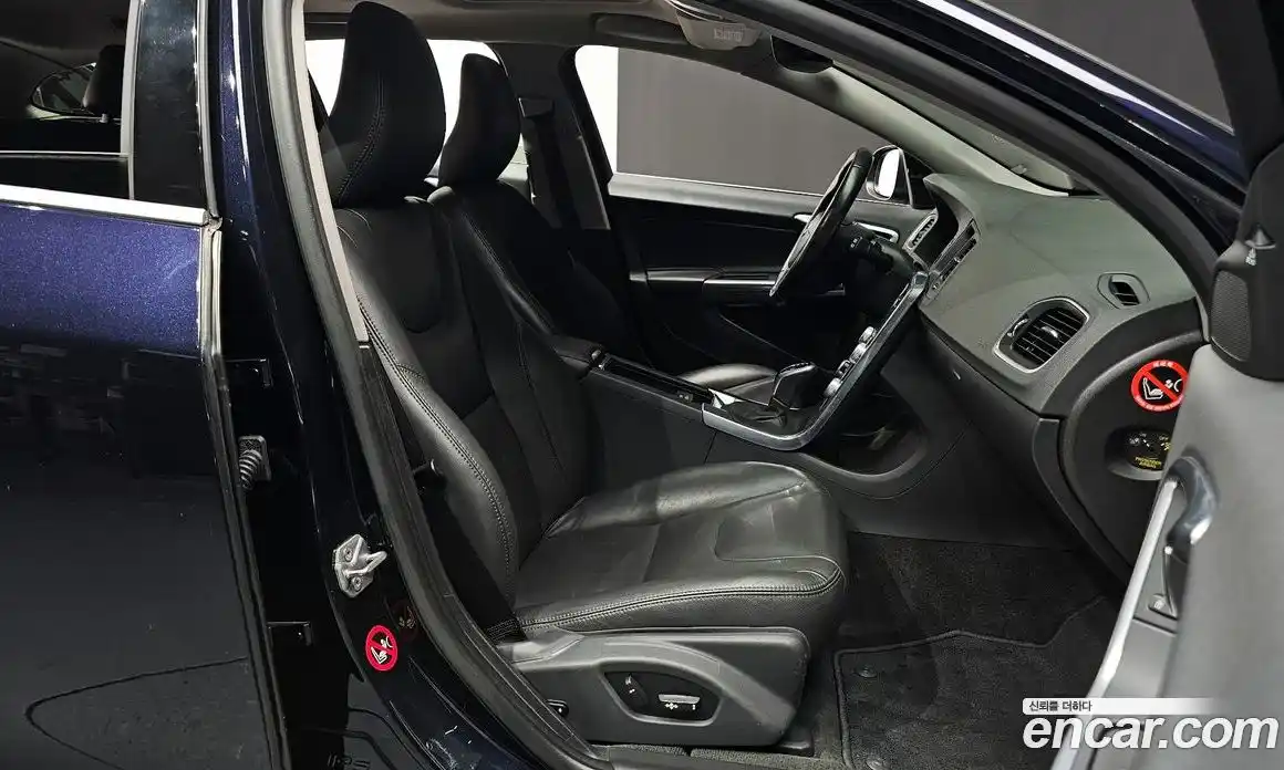 Volvo V60 2016 2.0 гидро в Москве № 1250052, фото 10