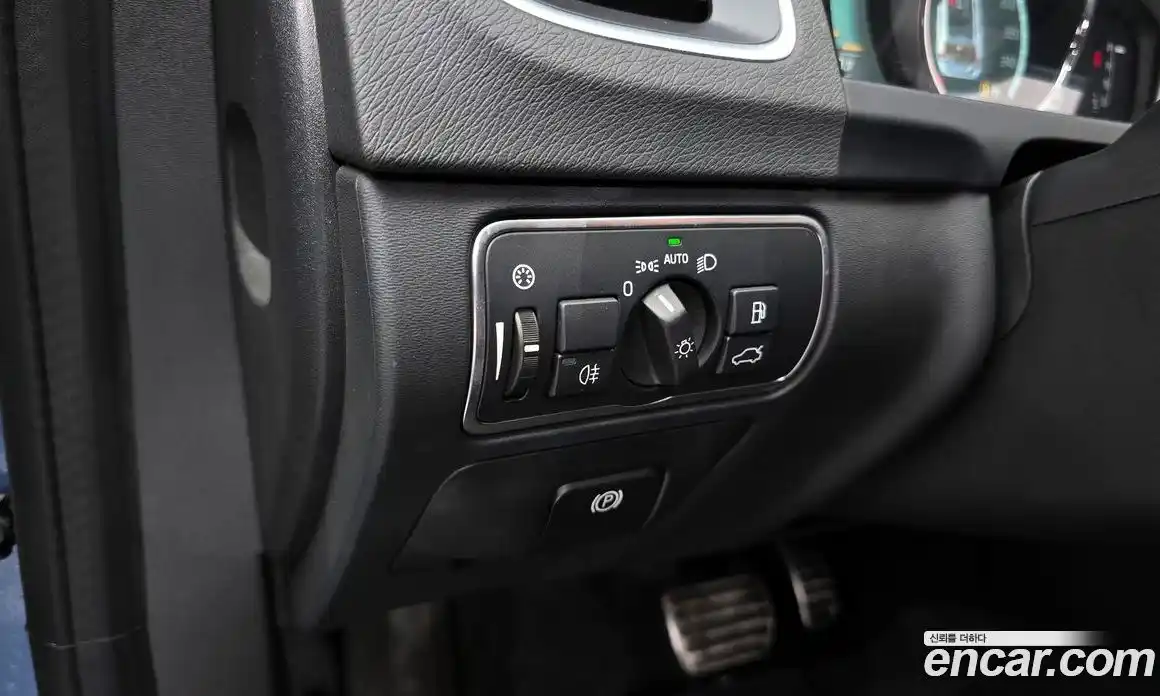 Volvo V60 2015 2.0 гидро в Москве № 1250063, фото 17