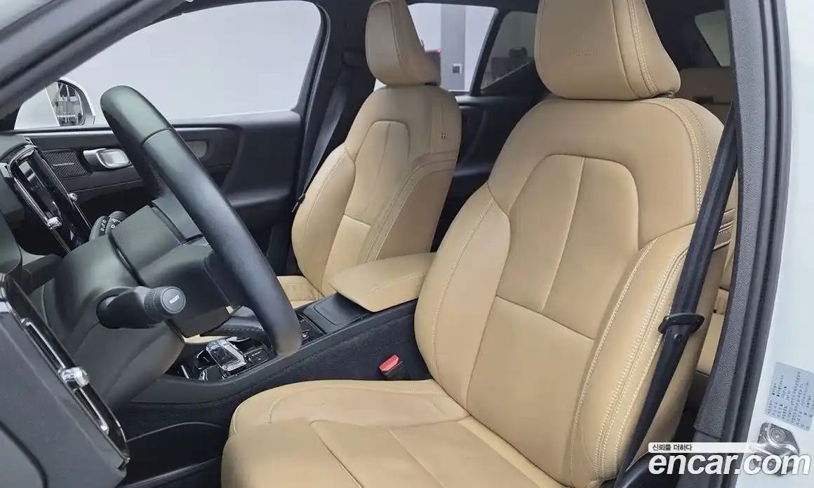 Volvo XC40 2020 2.0 гидро в Москве № 1250297, фото 16