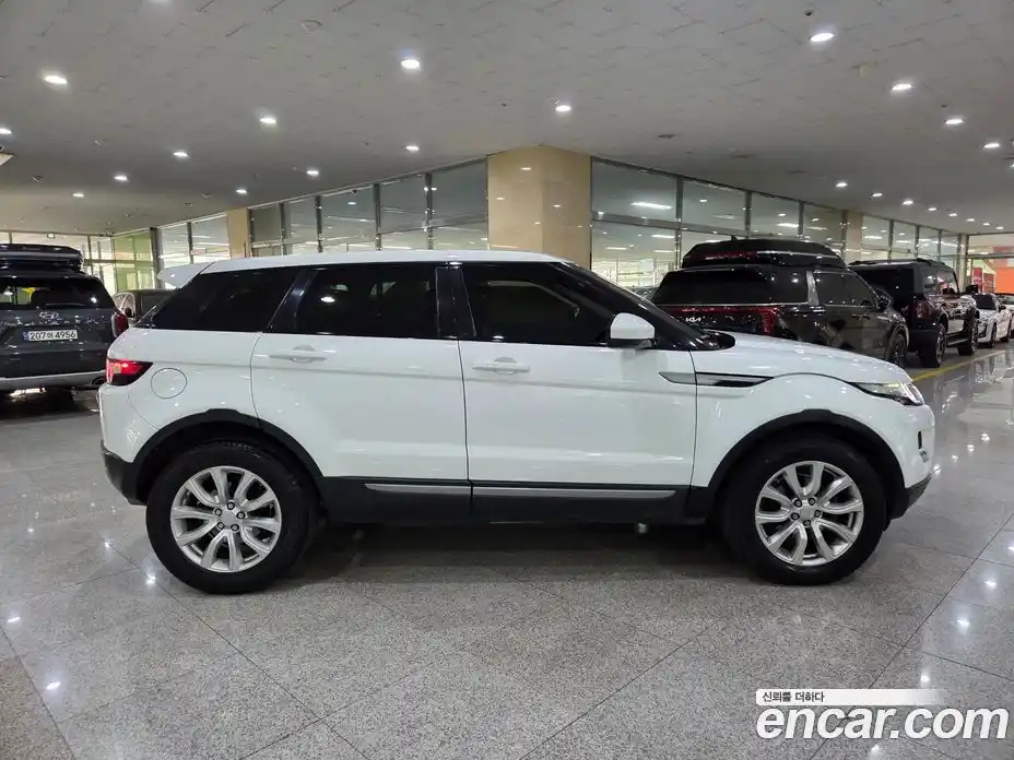Land Rover Range-Rover Evoque 2015 2.2 гидро в Москве № 1250602, фото 5