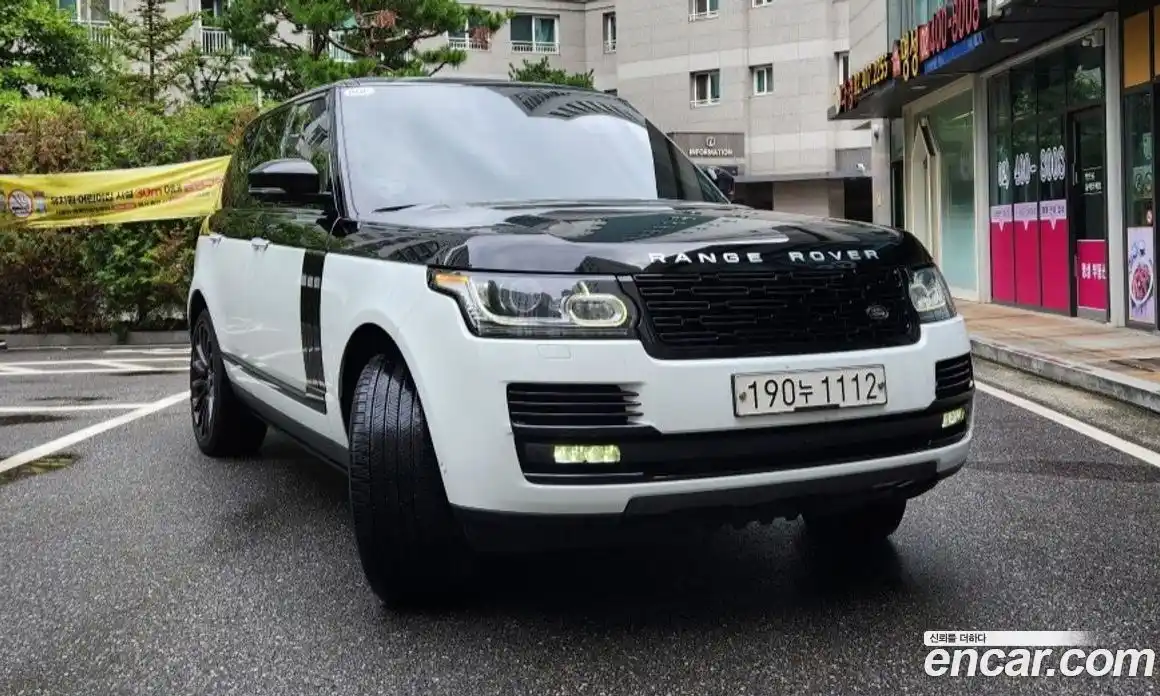 Land Rover Range-Rover 2016 4.4 гидро в Москве № 1250670, фото 1