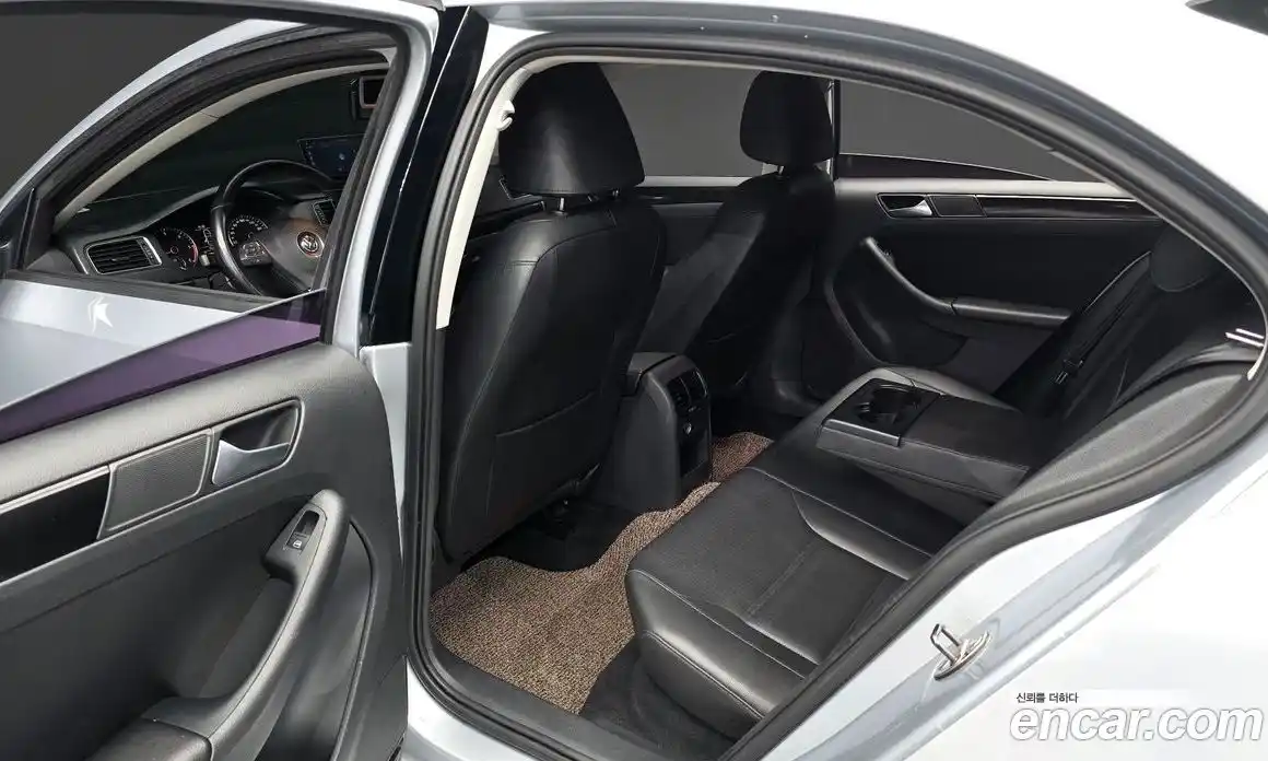 Volkswagen Jetta 2013 2.0 гидро в Москве № 1251450, фото 12