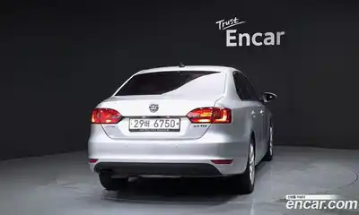 Volkswagen Jetta 2013 2.0 гидро в Москве № 1251450, миниатюра 4