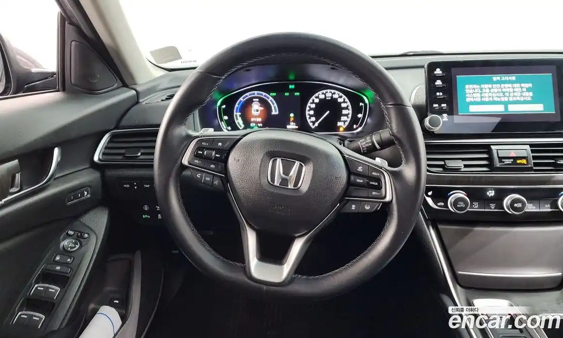 Honda Accord 2018 2.0 гидро в Москве № 1252293, фото 12