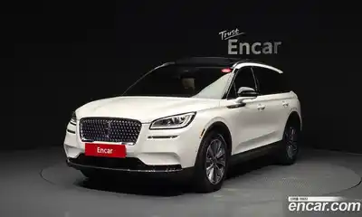 Lincoln Corsair, 2021