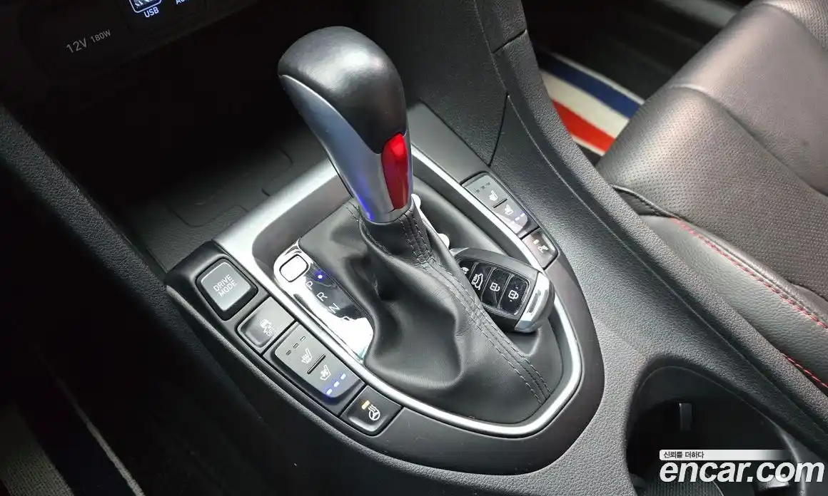 Hyundai Veloster 2018 1.6 гидро в Москве № 1278060, фото 9