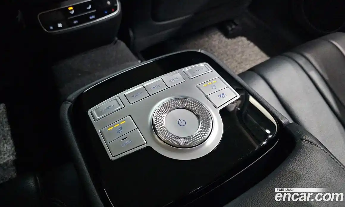 Genesis G80 2020 2.5 Автомат в Москве № 1278361, фото 19