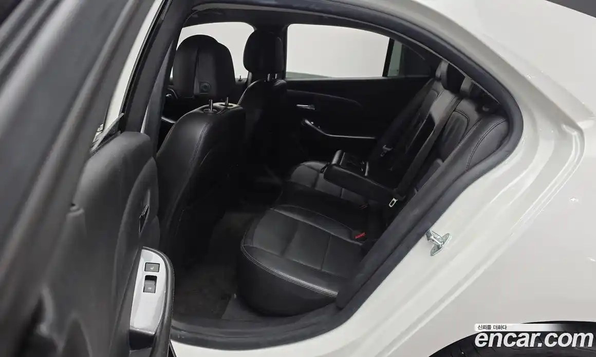 Chevrolet Malibu 2015 2.0 Автомат в Москве № 1278842, фото 11