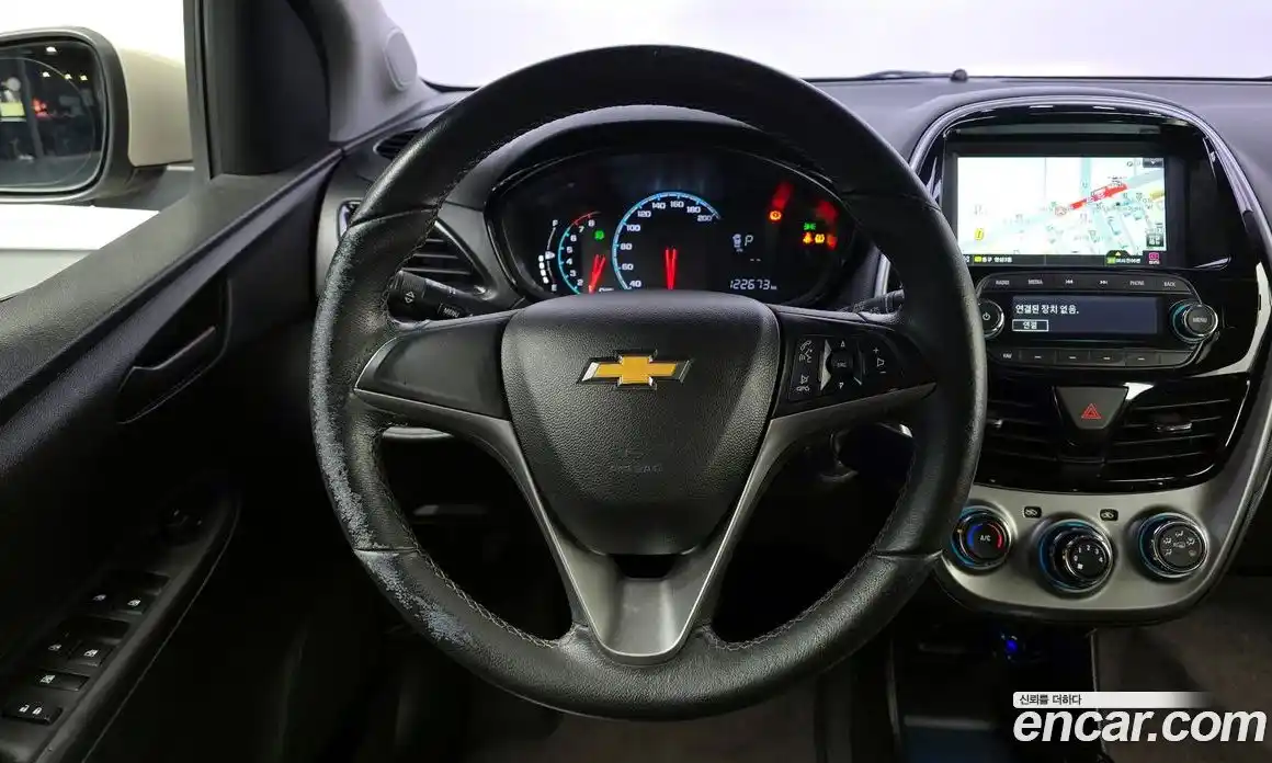Chevrolet Spark 2016 1.0 гидро в Москве, фото 13
