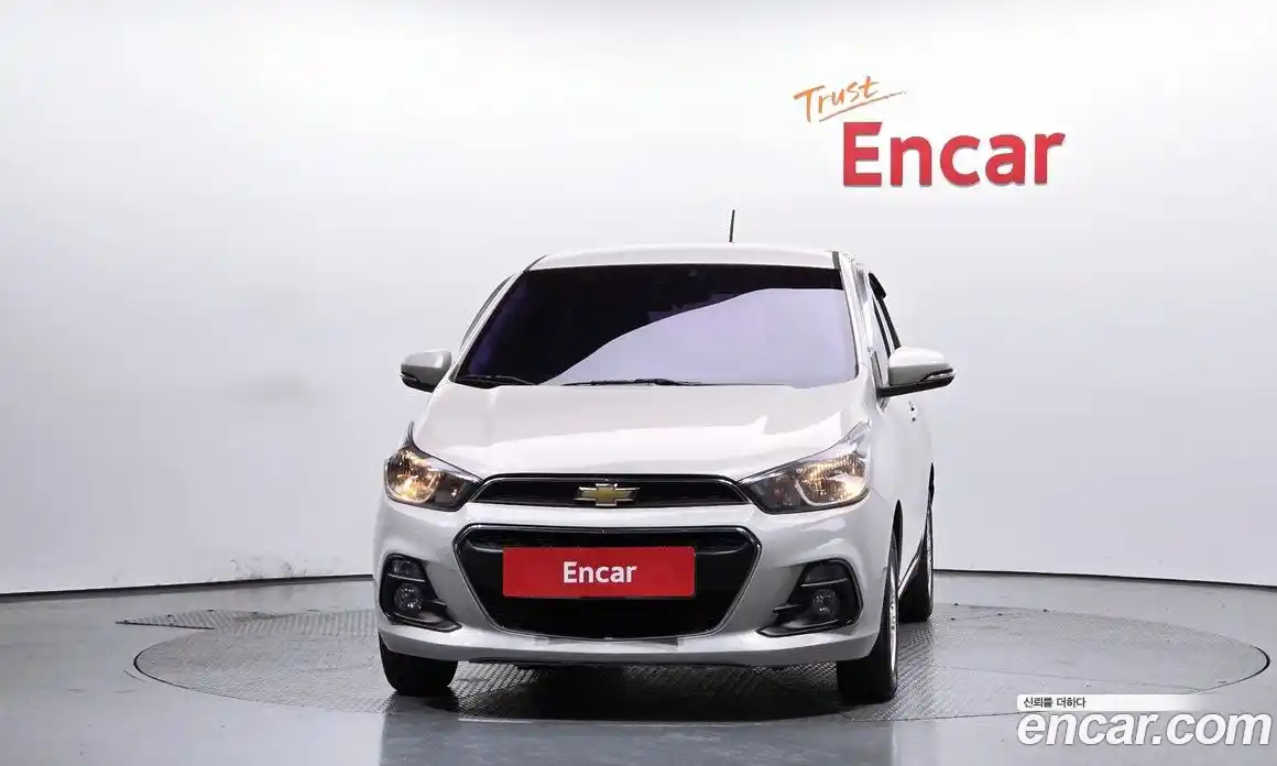 Chevrolet Spark 2016 1.0 гидро в Москве, фото 3