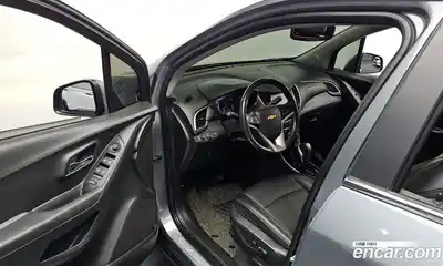 Chevrolet Trax 2018 1.4 Автомат в Москве № 1279081, миниатюра 11