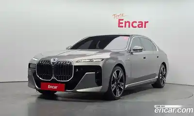 BMW 7-Series, 2023