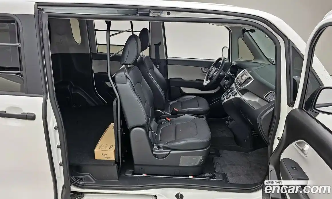 Kia Ray 2022 1.0 Автомат в Москве № 1279482, фото 19