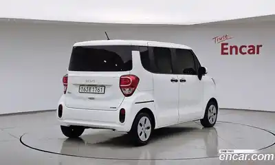 Kia Ray 2022 1.0 Автомат в Москве № 1279482, миниатюра 2