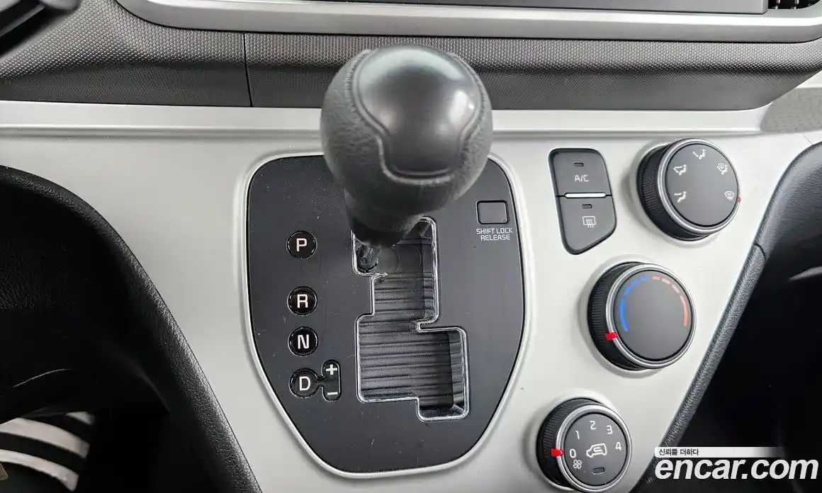 Kia Ray 2022 1.0 Автомат в Москве № 1279482, фото 9