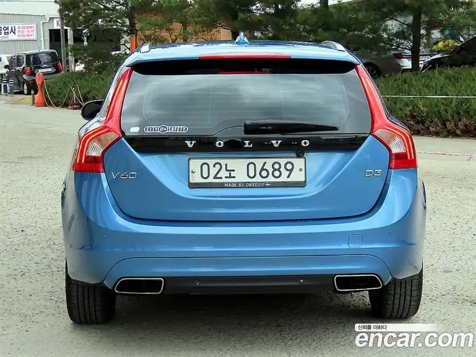 Volvo V60 2016 2.0 гидро в Москве № 1280500, фото 4