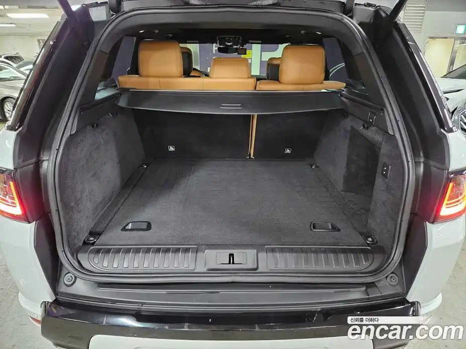 Land Rover Range-Rover Sport 2018 3.0 гидро в Москве № 1280912, фото 18