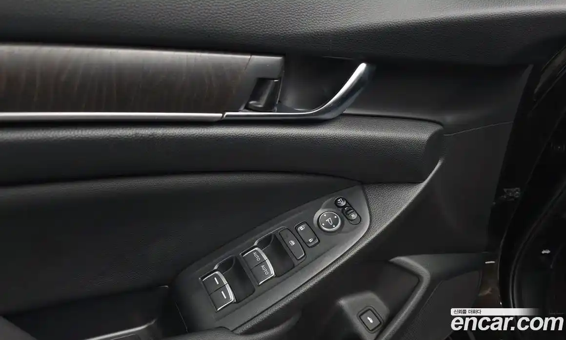 Honda Accord 2019 1.5 гидро в Москве № 1282291, фото 17