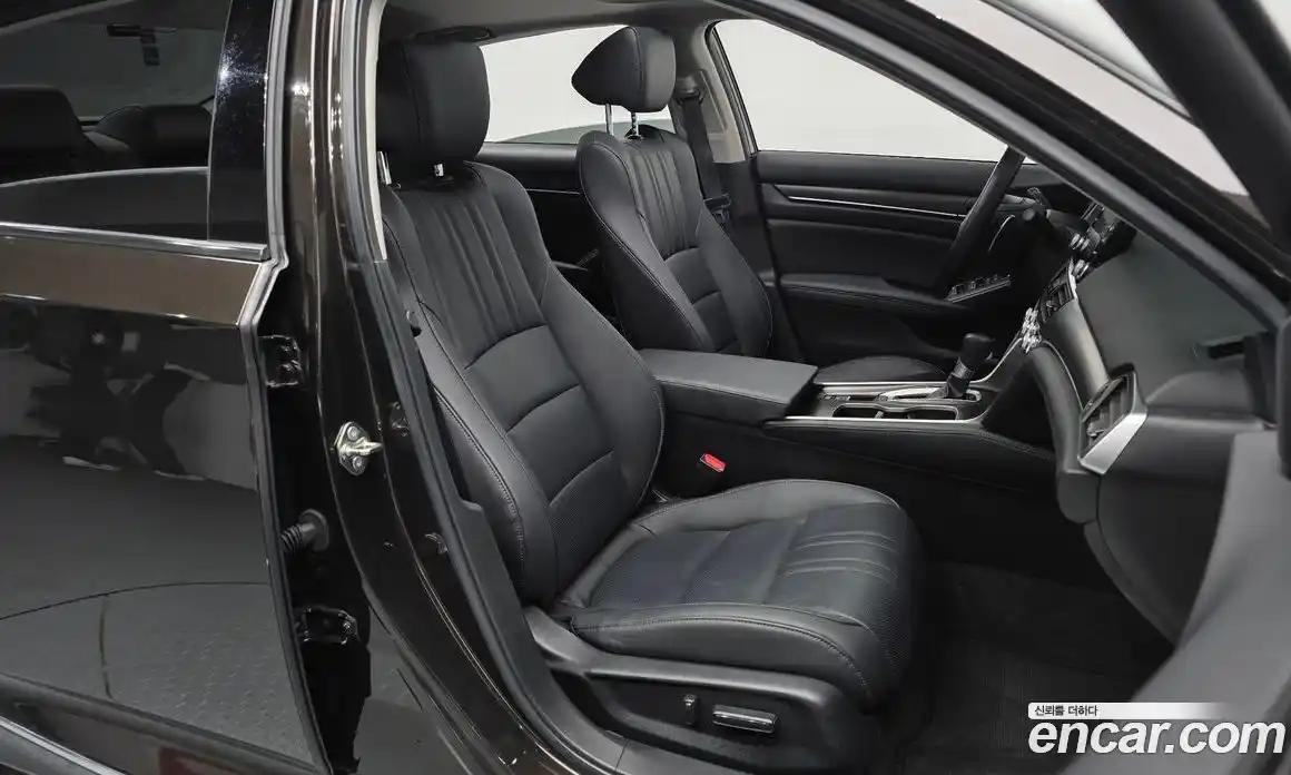 Honda Accord 2019 1.5 гидро в Москве № 1282291, фото 10
