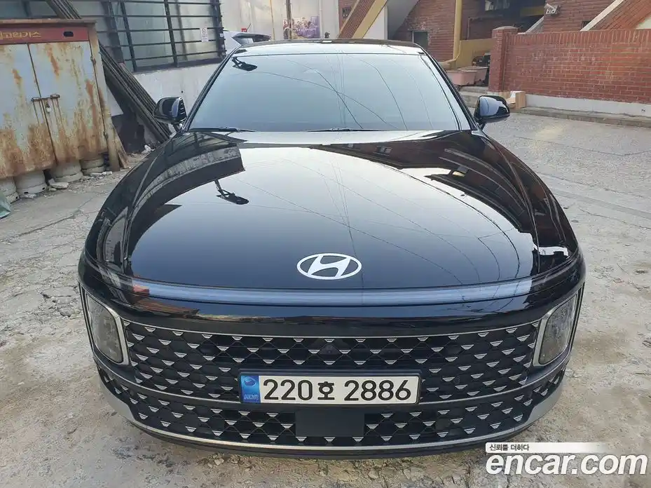 Hyundai Grandeur 2023 2.5 Автомат в Москве № 1288606, фото 2