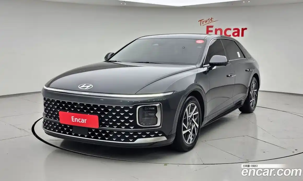 Hyundai Grandeur 2023 2.5 Автомат в Москве № 1288631, фото 1