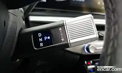 Hyundai Grandeur 2023 2.5 Автомат в Москве № 1288631, миниатюра 9