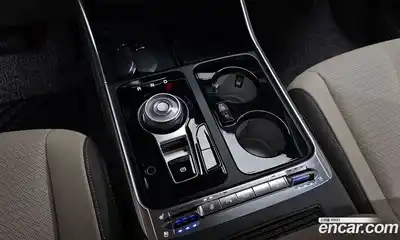 Kia Canival 2025 1.6 Автомат в Москве № 1288784, миниатюра 8