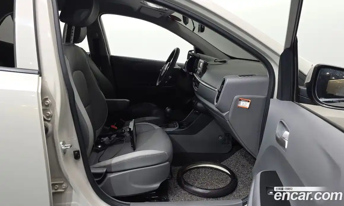 Kia Morning 2021 1.0 Автомат в Москве № 1288987, фото 11