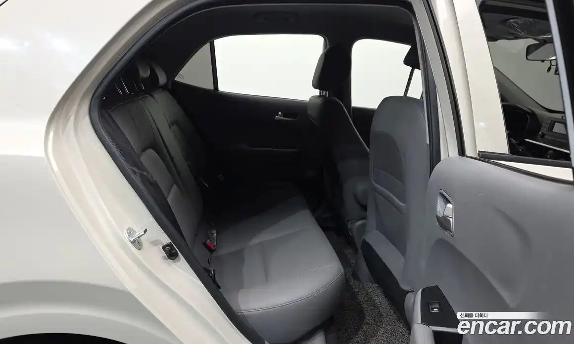 Kia Morning 2021 1.0 Автомат в Москве № 1288987, фото 12