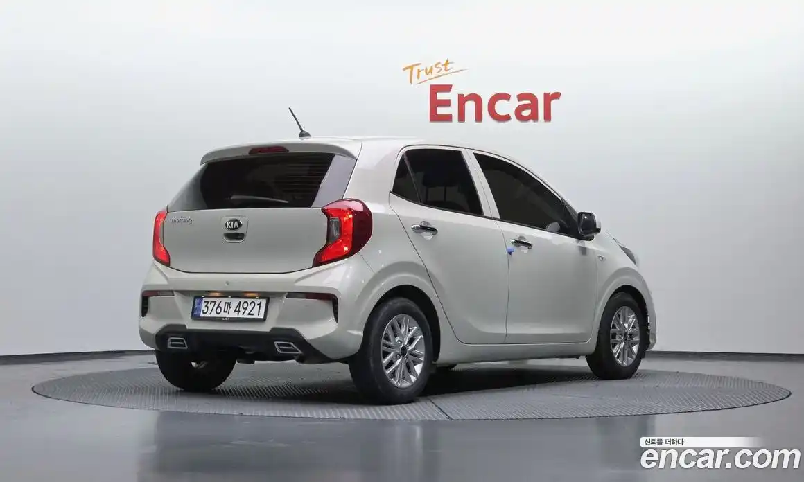 Kia Morning 2021 1.0 Автомат в Москве № 1288987, фото 2