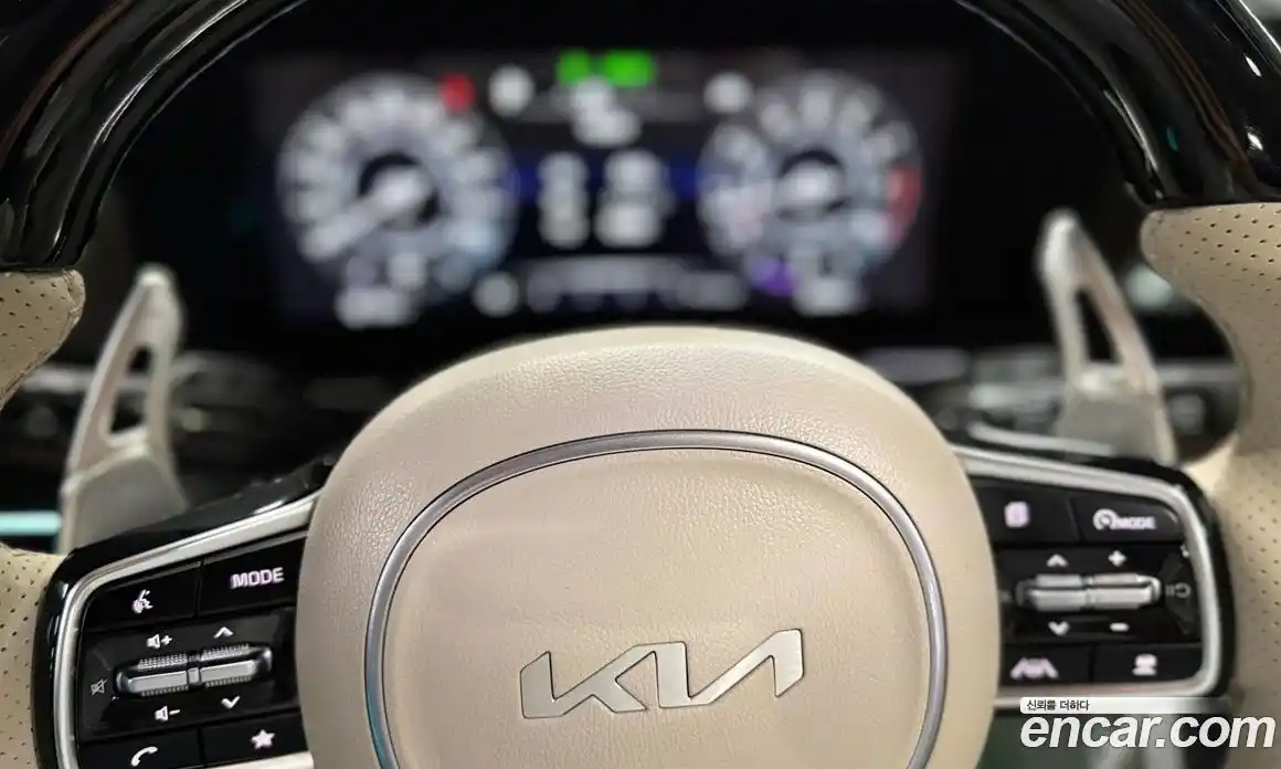 Kia Canival 2023 3.5 Автомат в Москве № 1289011, фото 16