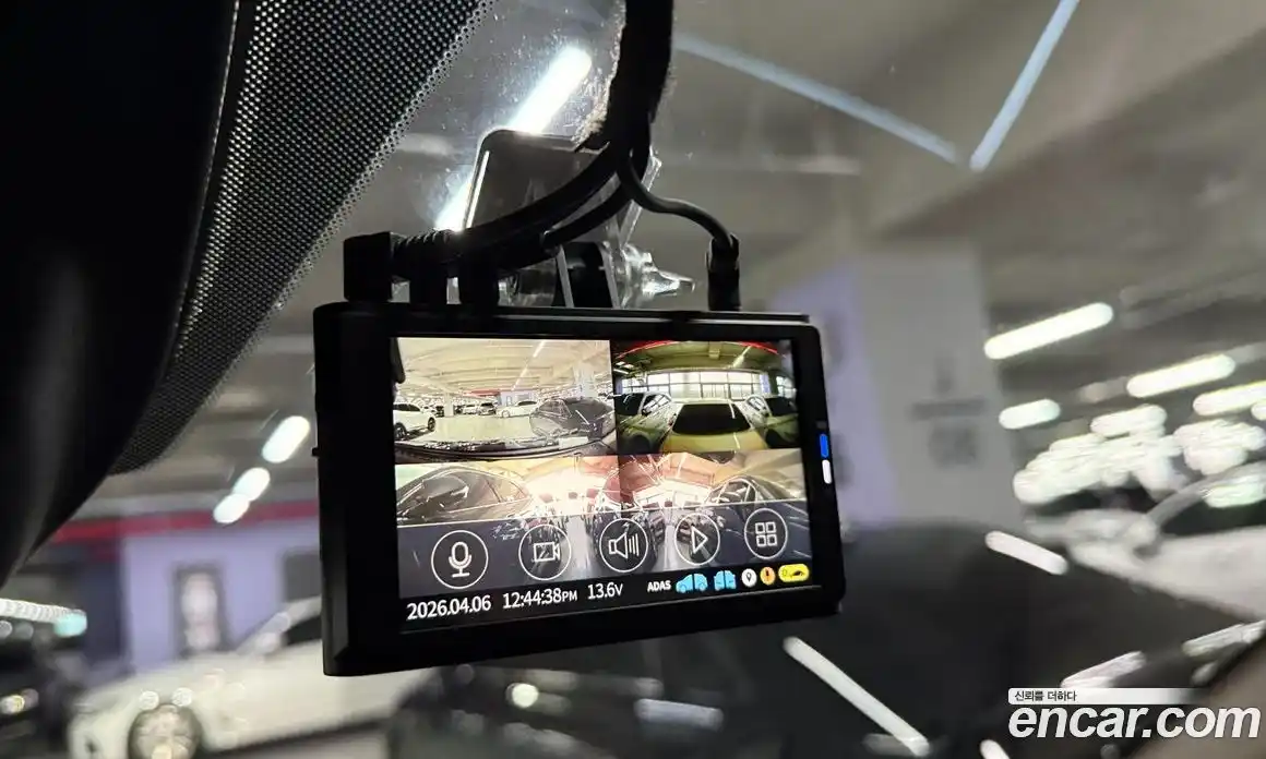 Kia Canival 2023 3.5 Автомат в Москве № 1289011, фото 20