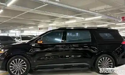 Kia Canival 2023 3.5 Автомат в Москве № 1289011, миниатюра 5