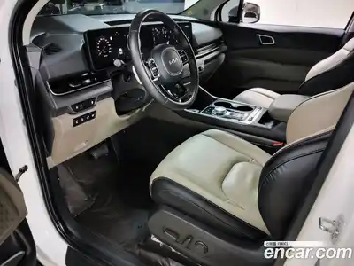 Kia Canival 2024 2.2 Автомат в Москве № 1289041, миниатюра 11