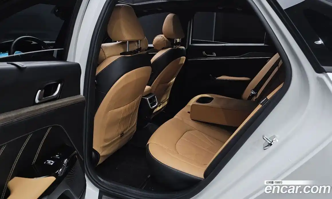 Kia K5 2022 2.0 Автомат в Москве № 1289054, фото 12