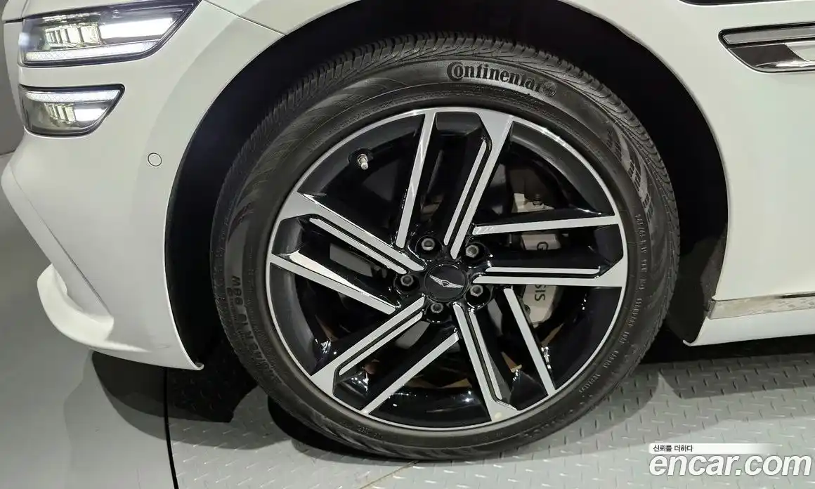 Genesis G80 2024 2.5 Автомат в Москве № 1289093, фото 5