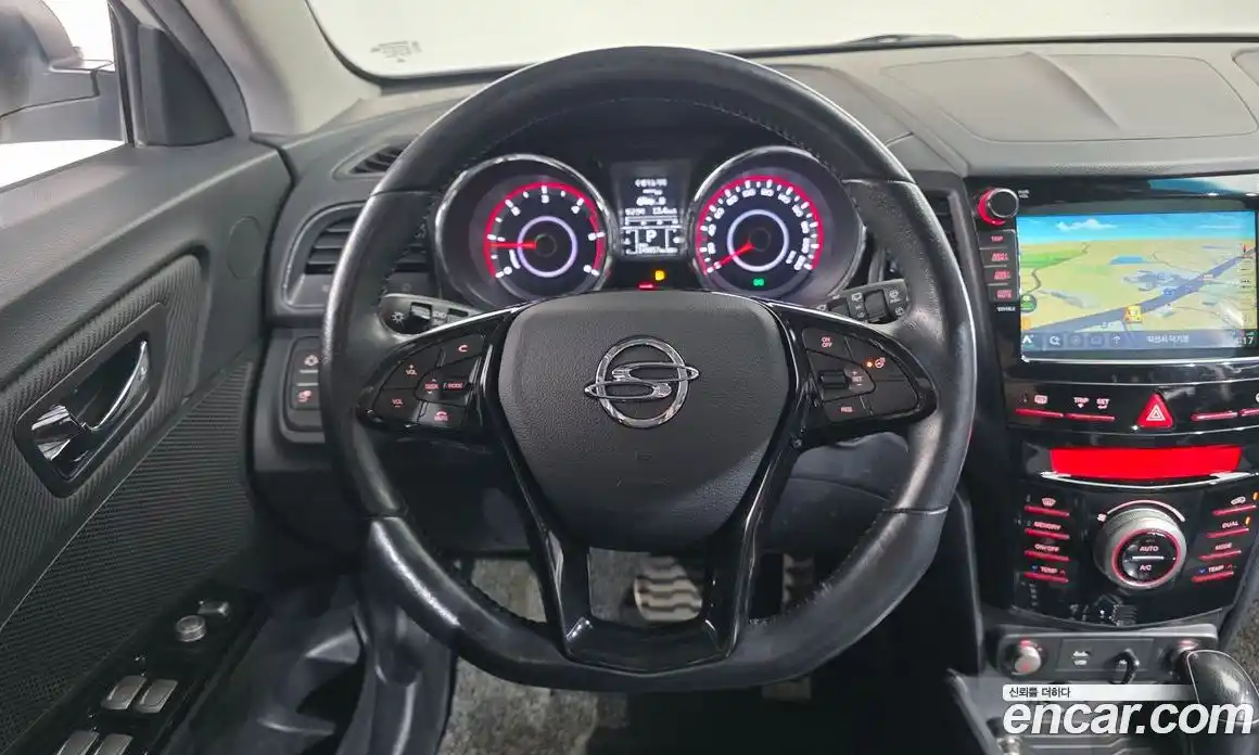 SsangYong TIBOLI 2016 1.6 Автомат в Москве № 1289615, фото 14