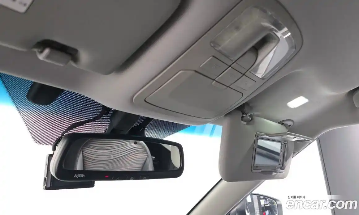 SsangYong TIBOLI 2016 1.6 Автомат в Москве № 1289615, фото 17