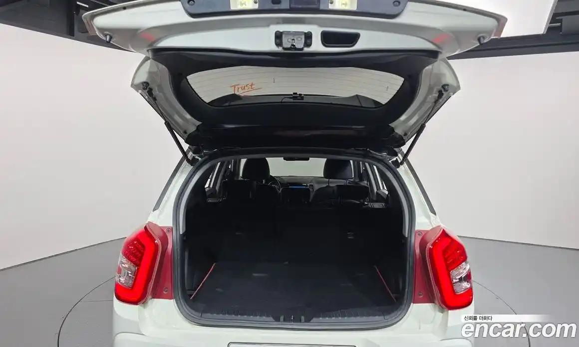 SsangYong TIBOLI 2016 1.6 Автомат в Москве № 1289615, фото 20